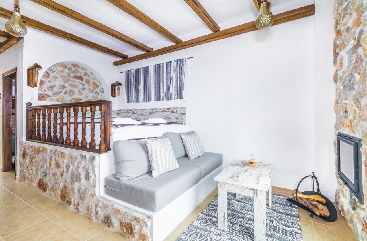 Limeri Traditional Guest House Monolithos  Eksteriør bilde